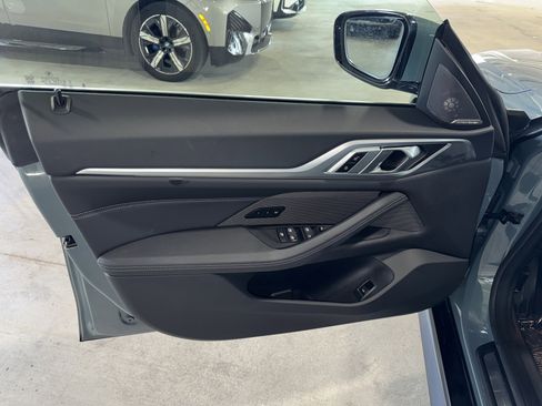 Used 2025 BMW 430i w/ Premium Package RWD image 17