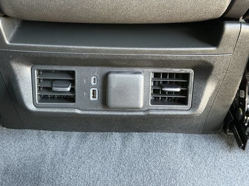 Used 2026 GMC Sierra 1500 SLT AWD/4WD image 28