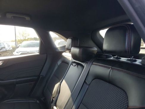 Used 2024 Ford Escape ST-Line image 9