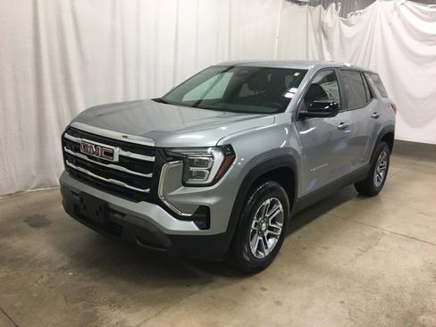 Used 2025 GMC Terrain Elevation image 8