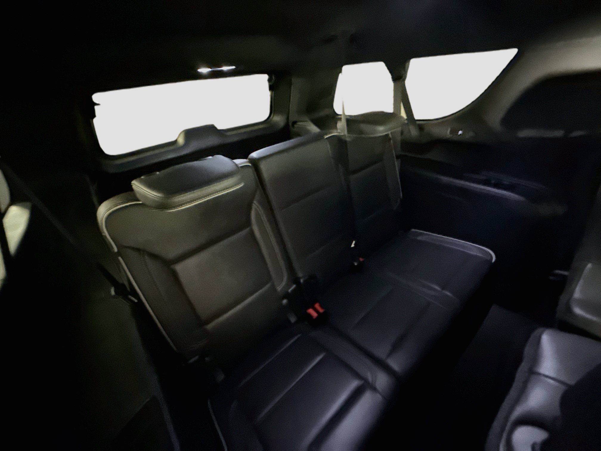Used 2023 GMC Yukon XL SLT RWD image 29