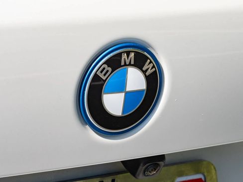 Used 2024 BMW X5 xDrive50e w/ M Sport Package AWD/4WD image 10