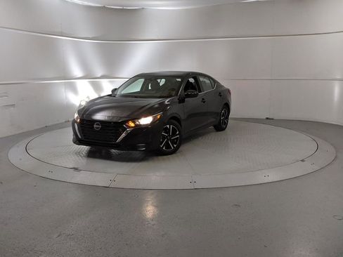 Used 2024 Nissan Sentra SV image 6