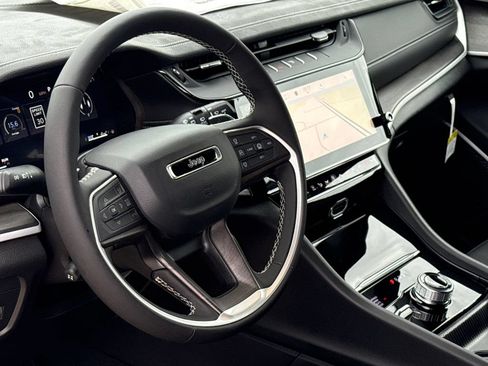 New 2026 Jeep Grand Cherokee L Limited AWD/4WD image 19