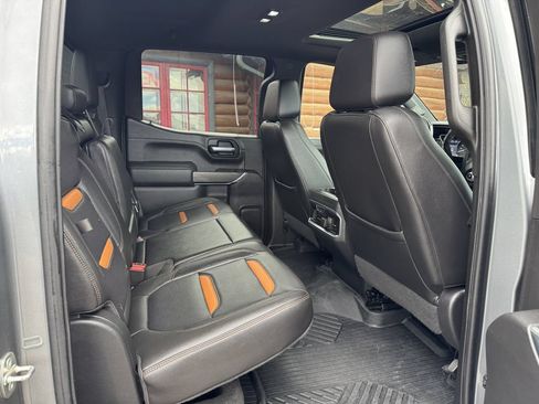 Used 2020 GMC Sierra 1500 AT4 w/ AT4 Premium Package AWD/4WD image 9