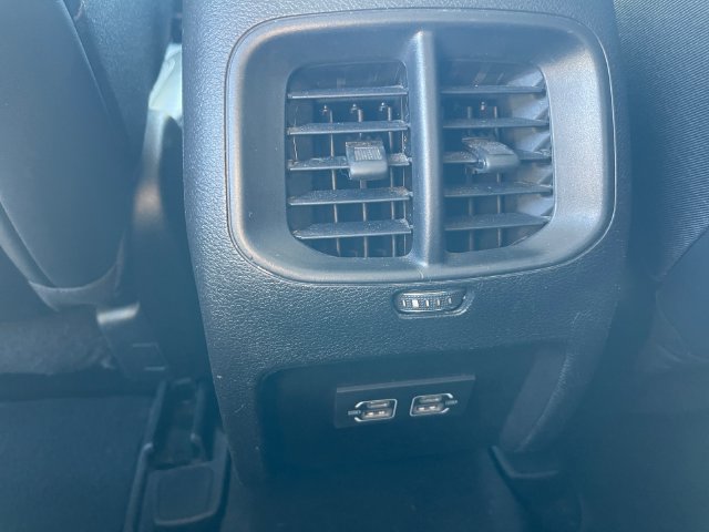 Used 2021 Jeep Cherokee Latitude Lux AWD/4WD image 16