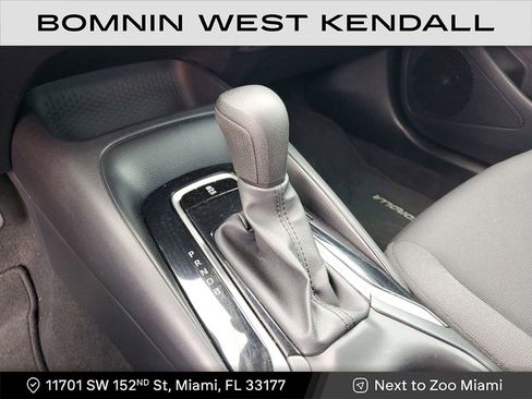 Used 2025 Toyota Corolla LE image 18