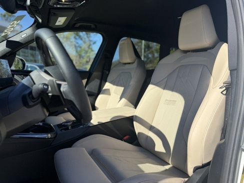 Certified 2025 BMW X3 xDrive30i image 12