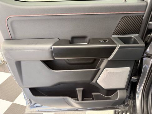Used 2025 Ford F150 Raptor AWD/4WD image 19