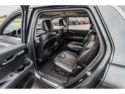 Used 2021 Hyundai Palisade Limited image 25