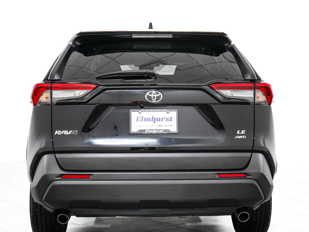 Used 2025 Toyota RAV4 LE AWD/4WD image 6