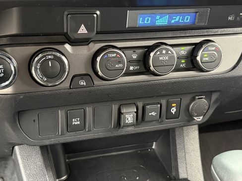 Certified 2023 Toyota Tacoma TRD Sport image 25