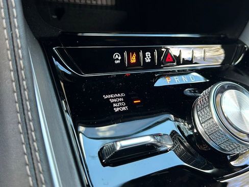 New 2026 Jeep Grand Wagoneer L 4WD image 54