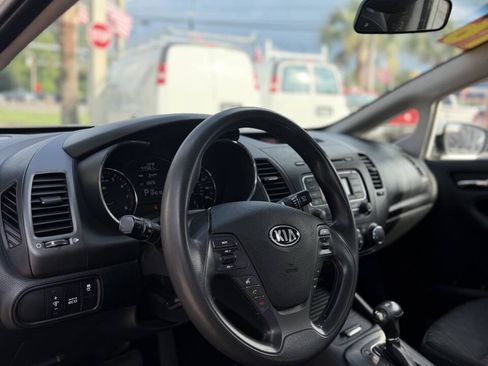 Used 2016 Kia Forte LX FWD image 14