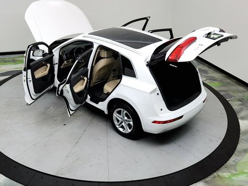 Used 2018 Audi Q5 Premium Plus image 41