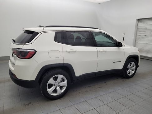 Used 2021 Jeep Compass Latitude image 10