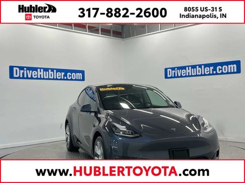 Used 2021 Tesla Model Y Long Range AWD/4WD image 1
