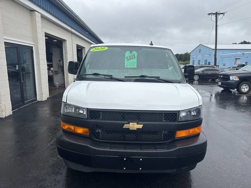 Used 2020 Chevrolet Express 2500 2500 3dr Extended Cargo Van w/ Safety Package image 3
