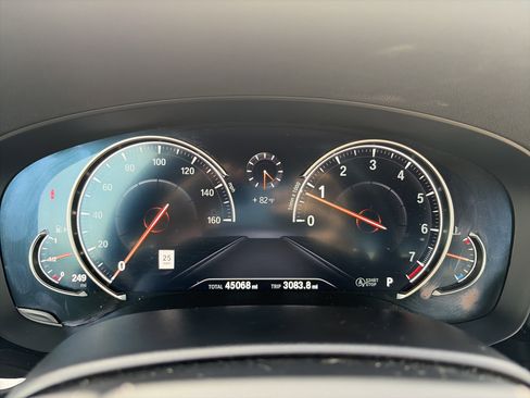 Used 2018 BMW 540i w/ Premium Package image 21