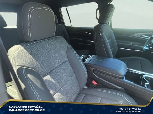 Certified 2026 Chevrolet Traverse LT w/ Driver Confidence Package FWD image 35