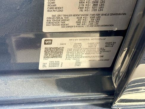 Used 2024 Chevrolet Silverado 1500 LTZ AWD/4WD image 25