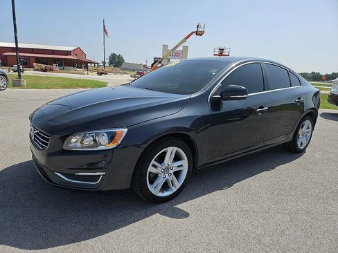 Used 2015 Volvo S60 T5 Premier FWD image 2