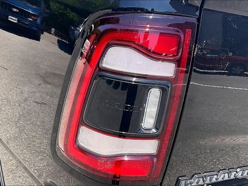 Used 2023 RAM 2500 Laramie AWD/4WD image 25