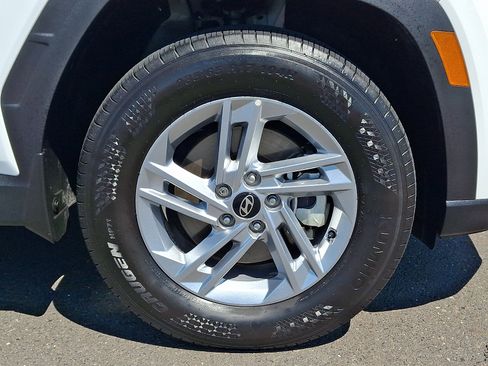 Used 2025 Hyundai Tucson SE AWD/4WD image 8