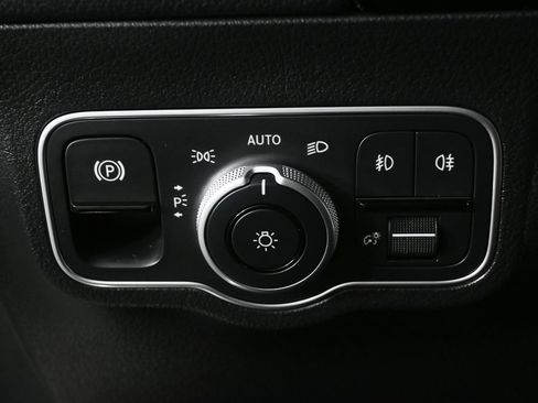 Certified 2026 Mercedes-Benz GLA 250 image 9
