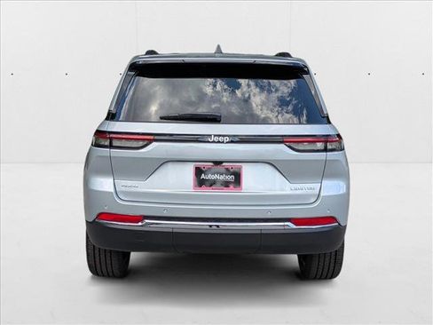 New 2025 Jeep Grand Cherokee Limited w/ Trailer Tow Package image 7