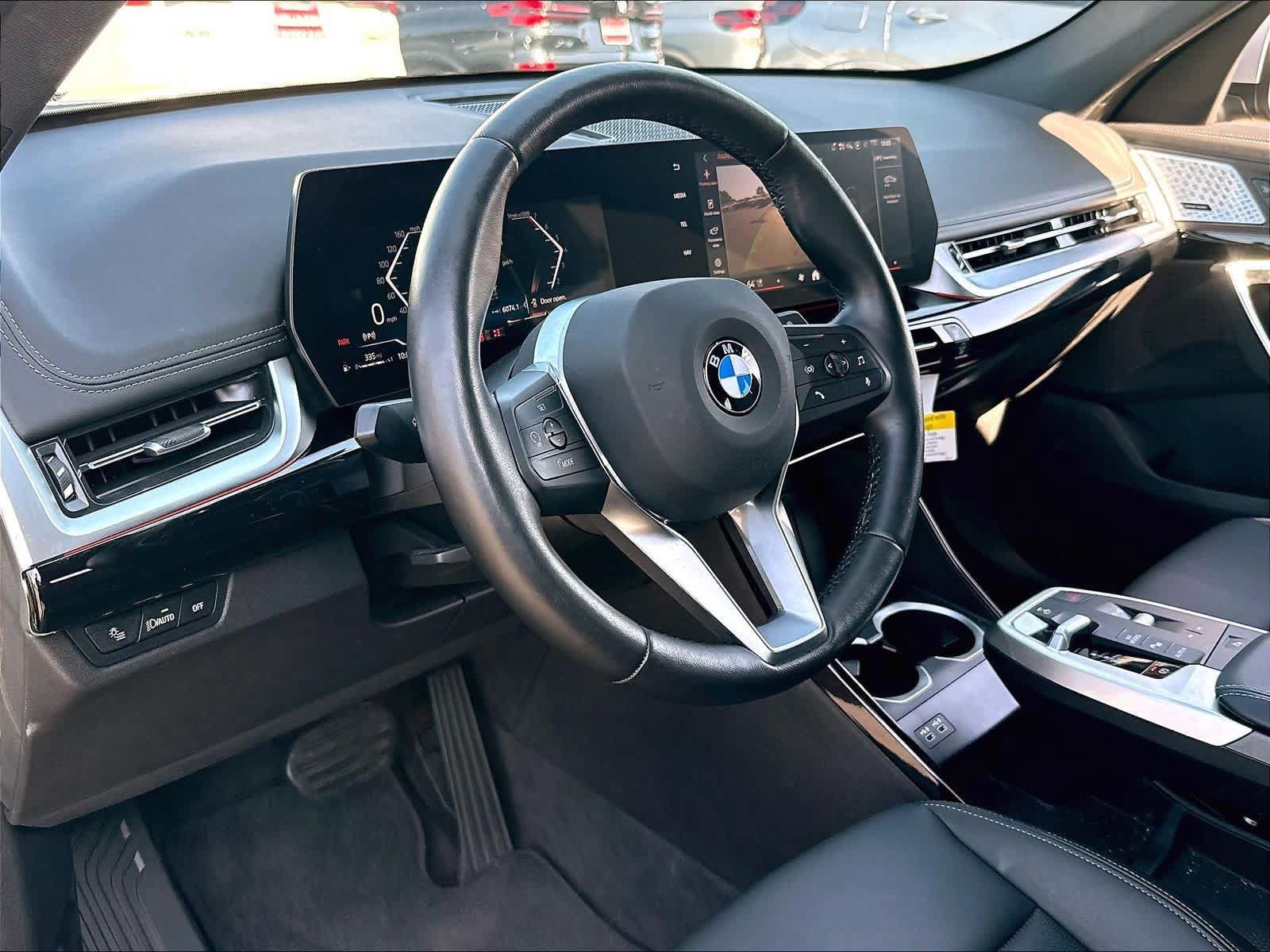 Used 2024 BMW X1 xDrive28i w/ Convenience Package AWD/4WD image 18
