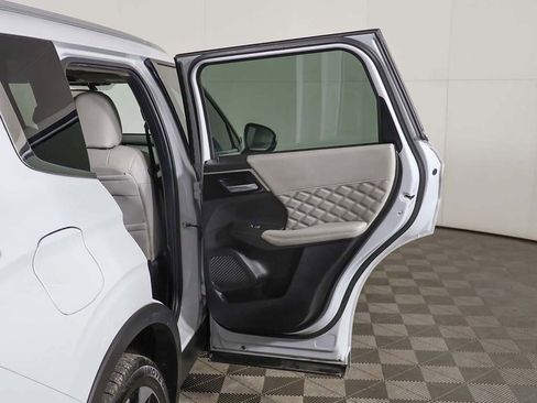 Used 2022 Mitsubishi Outlander SEL image 24