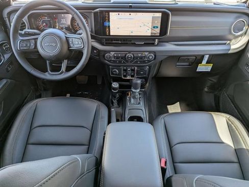 New 2026 Jeep Gladiator Sport AWD/4WD image 32