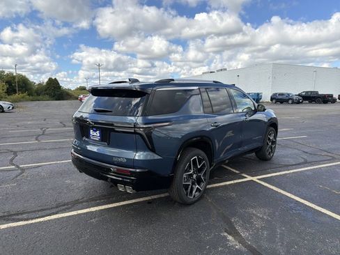 New 2026 Chevrolet Traverse High Country w/ LPO, Floor Liner Package image 5