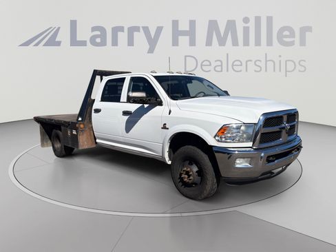 Used 2018 RAM 3500 Tradesman w/ Chrome Appearance Group AWD/4WD image 7