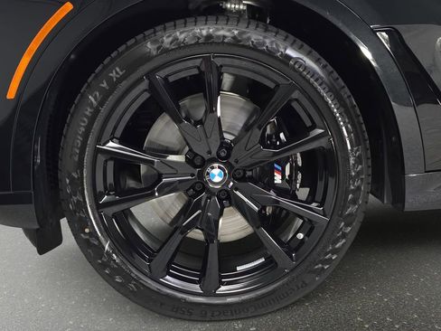 New 2026 BMW X7 M60i image 33