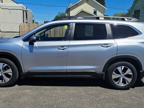Used 2023 Subaru Ascent Premium w/ Convenience Package AWD/4WD image 4