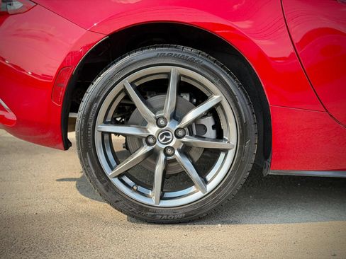 Used 2016 MAZDA MX-5 Miata Grand Touring RWD image 15