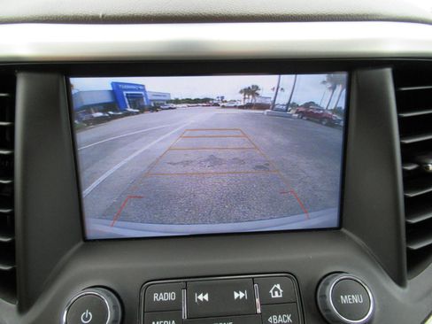 Used 2018 GMC Acadia SLT FWD image 28