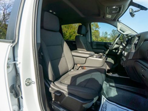 Used 2021 GMC Sierra 2500 4x4 Crew Cab w/ Gooseneck/5TH Wheel Package image 25