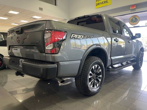 Used 2023 Nissan Titan PRO-4X w/ Pro-4x Convenience Package image 4