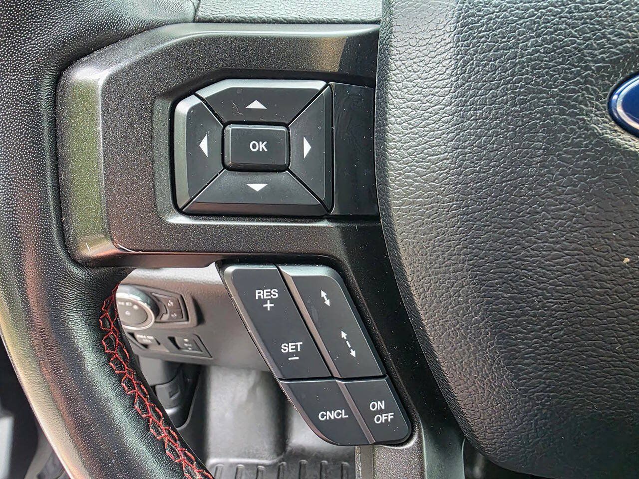 Used 2019 Ford Expedition Limited w/ Equipment Group 303A AWD/4WD image 21