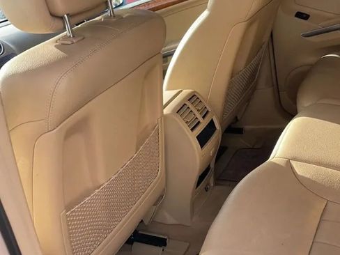 Used 2007 Mercedes-Benz ML 350 suv image 16