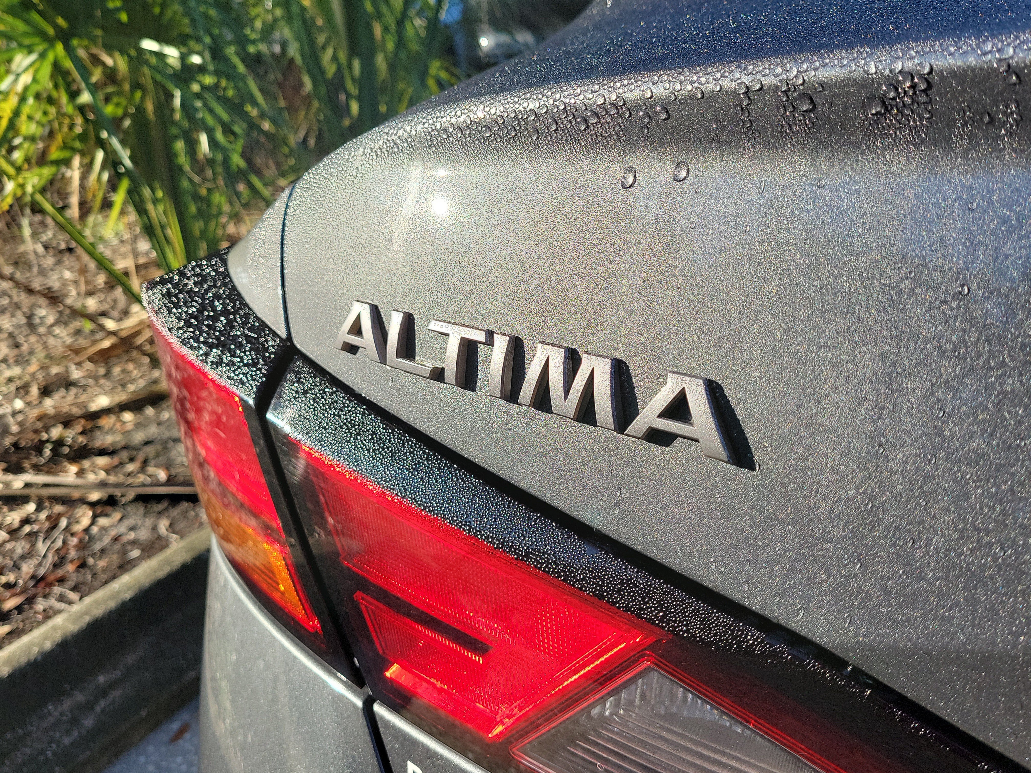 Certified 2025 Nissan Altima 2.5 S FWD image 10