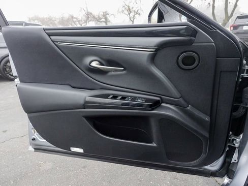 Used 2022 Lexus ES 350 image 22