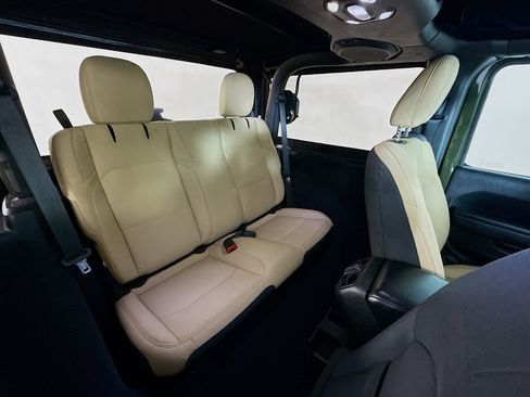 Used 2021 Jeep Wrangler Sport image 24