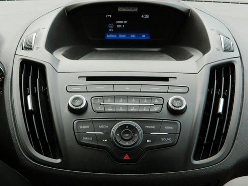 Used 2017 Ford Escape SE image 14