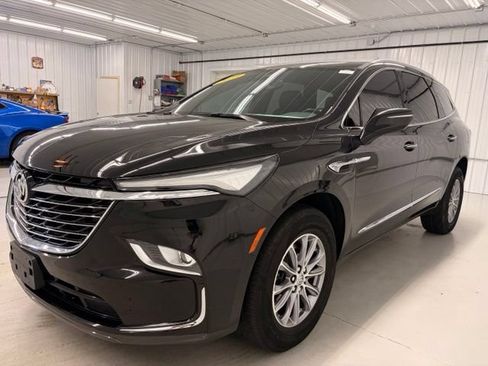 Used 2023 Buick Enclave Essence AWD/4WD image 4