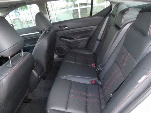 Used 2025 Nissan Altima 2.5 SR w/ SR Premium Package image 16