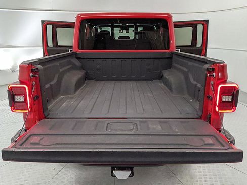 Used 2022 Jeep Gladiator Overland w/ Popular Equipment Package image 7